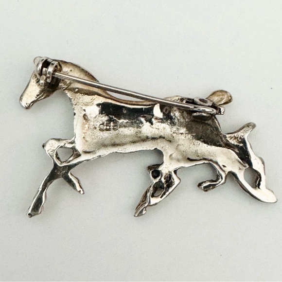 Sterling Silver Horse Brooch - Picture 3 of 11